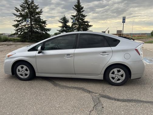 2011 Toyota Prius III