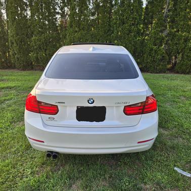 White 2013 BMW 328 i xDrive
