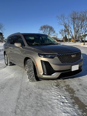 2022 Cadillac XT6 Premium Luxury FWD