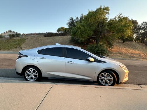2018 Chevrolet Volt Premier