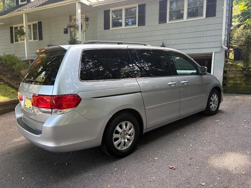 Silver 2010 Honda Odyssey EX