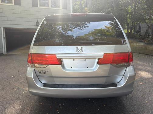 Silver 2010 Honda Odyssey EX