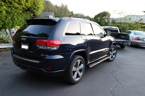 Blue 2015 Jeep Grand Cherokee Overland