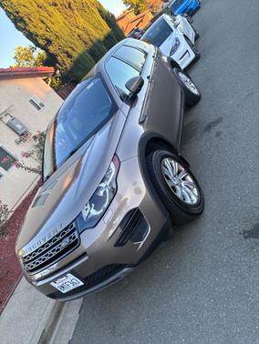 Brown 2017 Land Rover Discovery Sport SE