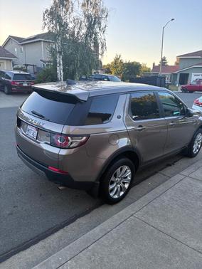 Brown 2017 Land Rover Discovery Sport SE