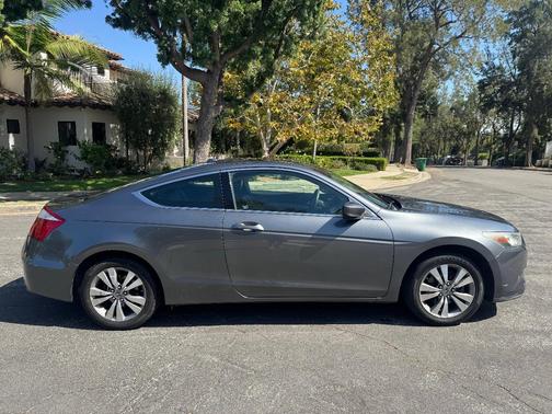 Gray 2010 Honda Accord EX-L