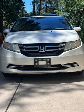 White 2016 Honda Odyssey EX-L