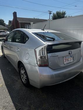2010 Toyota Prius III