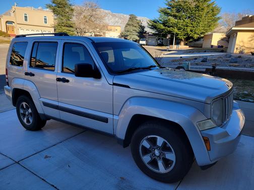 2008 Jeep Liberty Sport