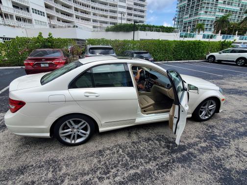2012 Mercedes-Benz C-Class C 300 4MATIC Sport