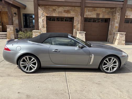 2007 Jaguar XKR Base