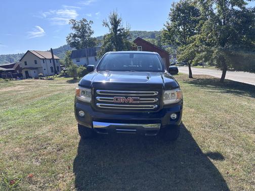 2017 GMC Canyon SLE