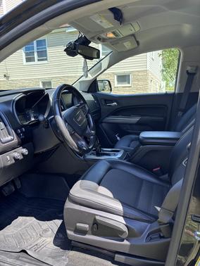 2017 GMC Canyon SLE