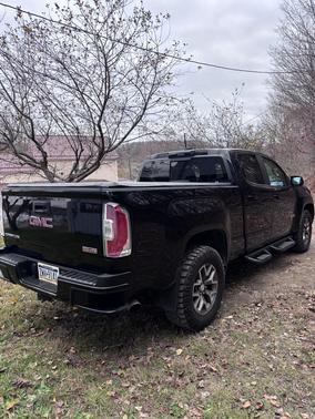 2017 GMC Canyon SLE