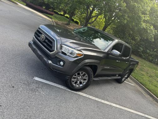 2022 Toyota Tacoma SR5