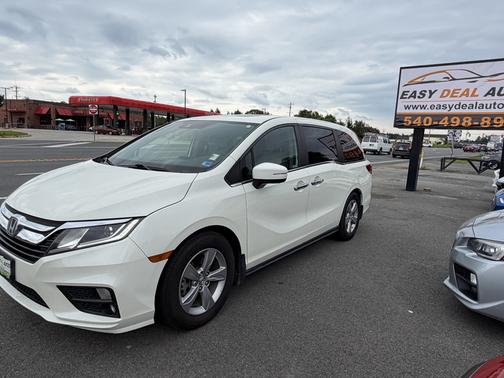 White 2019 Honda Odyssey EX-L
