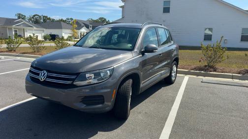 2016 Volkswagen Tiguan S
