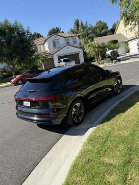 Black 2021 Audi e-tron Premium
