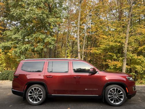 2022 Jeep Wagoneer Series III