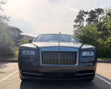 Gray 2014 Rolls-Royce Wraith Base