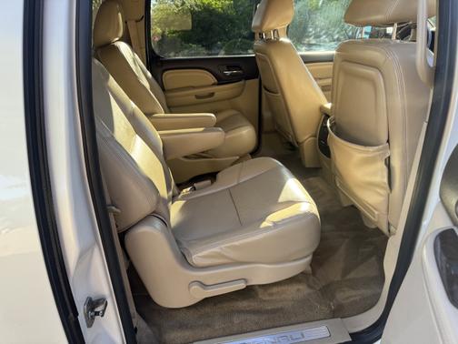 2011 GMC Yukon XL Denali