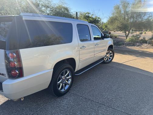 2011 GMC Yukon XL Denali