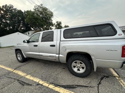 2008 Dodge Dakota Laramie Quad Cab