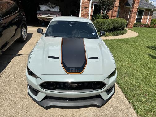 2022 Ford Mustang Mach 1