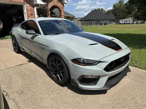 2022 Ford Mustang Mach 1