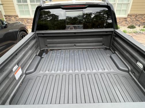 Photo 5 of 11 of 2022 Honda Ridgeline Black Edition