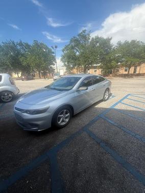 Silver 2017 Chevrolet Malibu 1LS