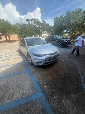 Silver 2017 Chevrolet Malibu 1LS