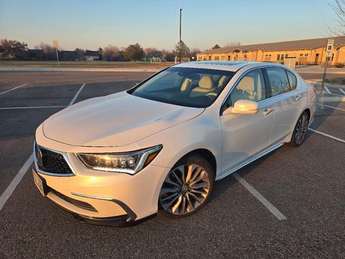 2018 Acura RLX Technology Package
