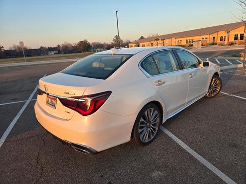 2018 Acura RLX Technology Package