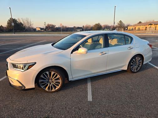 2018 Acura RLX Technology Package