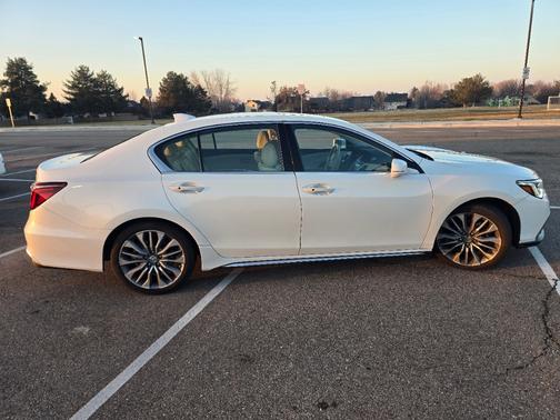 2018 Acura RLX Technology Package