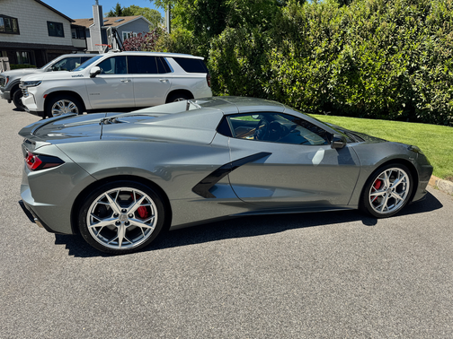 Gray 2022 Chevrolet Corvette Stingray w/2LT