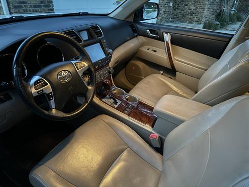 2012 Toyota Highlander Limited