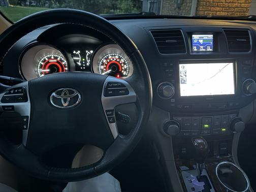 2012 Toyota Highlander Limited