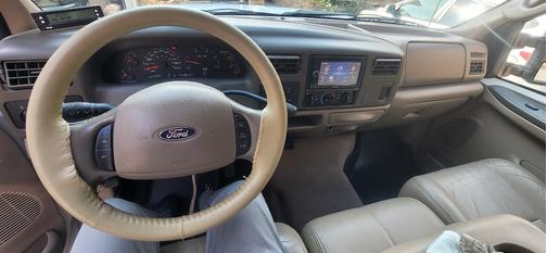 2004 Ford F-350 Lariat Crew Cab Super Duty