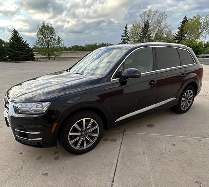 Black 2019 Audi Q7 55 Premium Plus