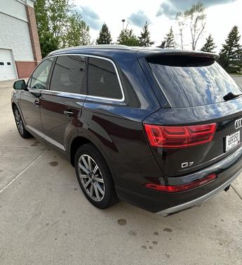 Black 2019 Audi Q7 55 Premium Plus