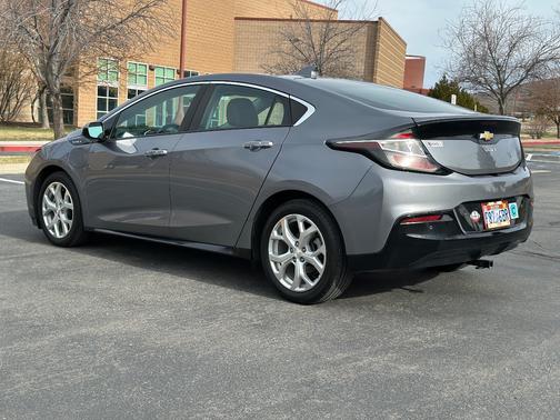 2018 Chevrolet Volt Premier