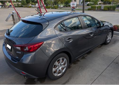 2014 Mazda Mazda3 i Sport