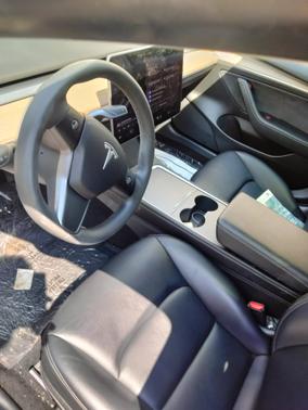 2022 Tesla Model 3 Base