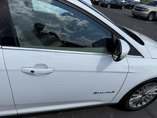 2016 Ford Focus Electric Base