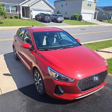 Red 2020 Hyundai Elantra GT Base
