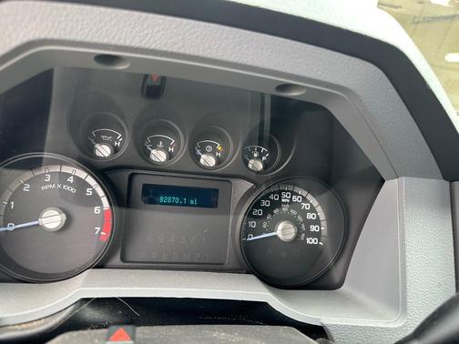 Black 2016 Ford F-250 Lariat