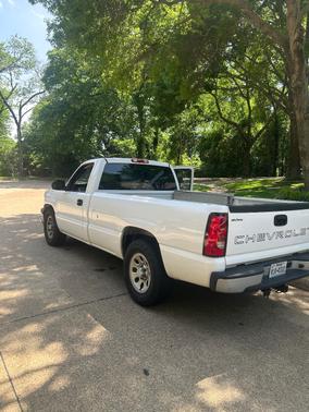 White 2007 Chevrolet Silverado 1500 Work Truck