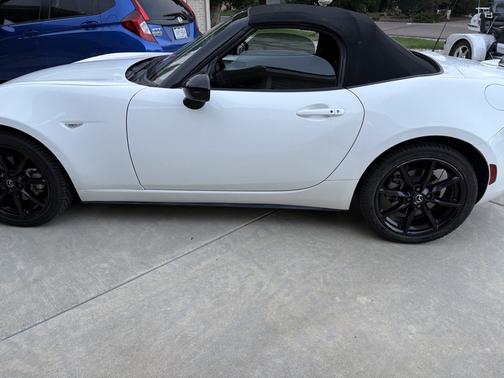 2021 Mazda MX-5 Miata Club